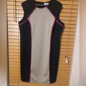 Shelby and Palmer plus size black,pink ,tan short sleeve  shift dress 22W